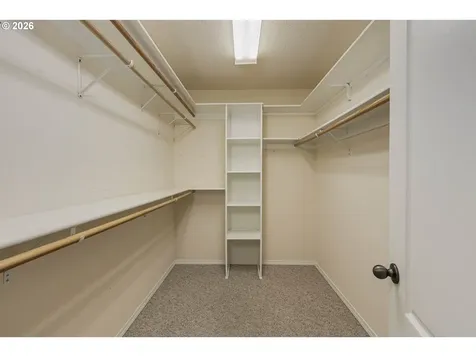 1964 NW Cottonwood Drive Mcminnville OR 97128
