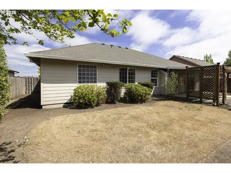1964 NW Cottonwood Drive Mcminnville OR 97128
