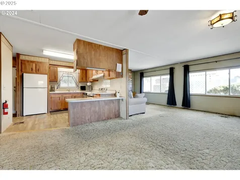 2511 SE River Road Hillsboro OR 97123