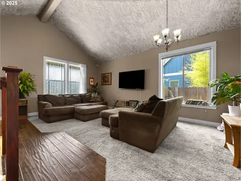 18653 Van Fleet Avenue Sandy OR 97055