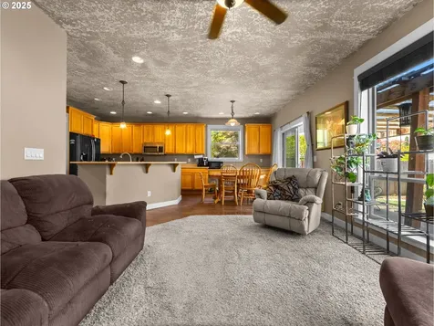 18653 Van Fleet Avenue Sandy OR 97055