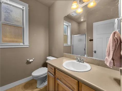 18653 Van Fleet Avenue Sandy OR 97055