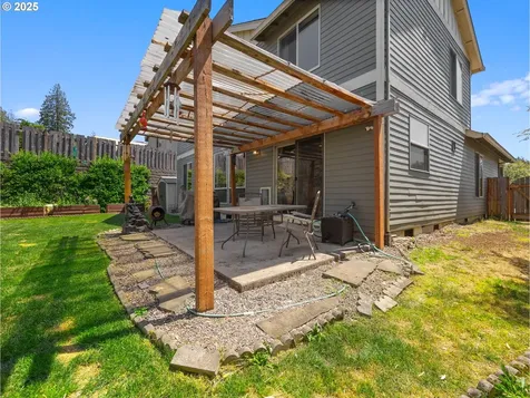 18653 Van Fleet Avenue Sandy OR 97055