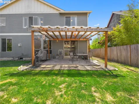 18653 Van Fleet Avenue Sandy OR 97055