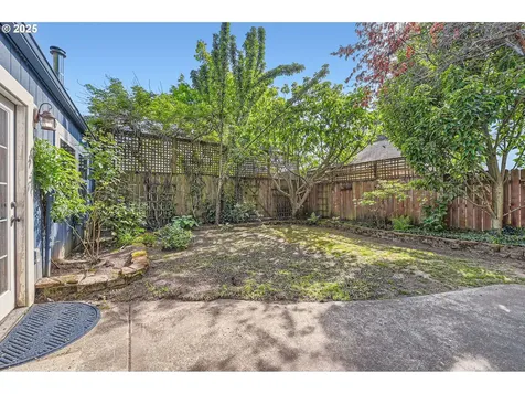 3730 SE Stark Street Portland OR 97214