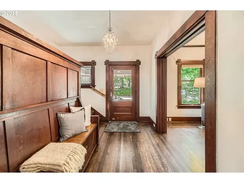 3730 SE Stark Street Portland OR 97214