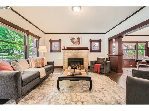 3730 SE Stark Street Portland OR 97214