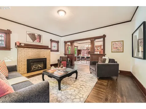 3730 SE Stark Street Portland OR 97214