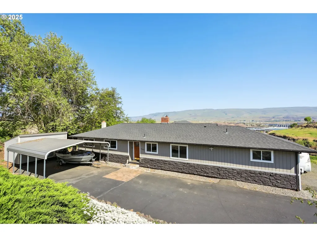 3103 Fremont Street The Dalles OR 97058