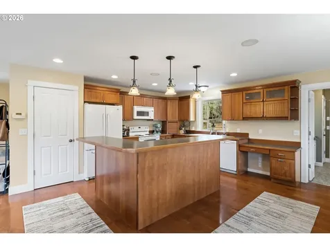 5 Emma Lane Trout Lake WA 98650
