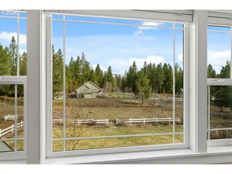 5 Emma Lane Trout Lake WA 98650