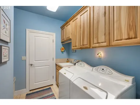 11525 SE Adoline Avenue Happy Valley OR 97086