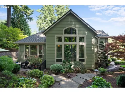 11525 SE Adoline Avenue Happy Valley OR 97086