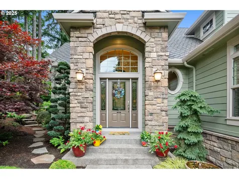 11525 SE Adoline Avenue Happy Valley OR 97086