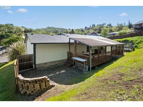1450 NE Lincoln Street Roseburg OR 97470