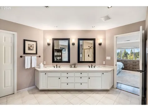 12176 SW Ames Lane Portland OR 97224