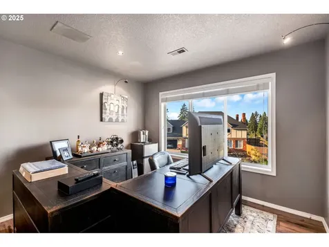 12176 SW Ames Lane Portland OR 97224