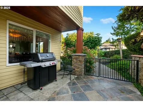 12176 SW Ames Lane Portland OR 97224
