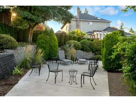 12176 SW Ames Lane Portland OR 97224