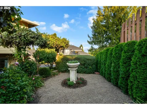 12176 SW Ames Lane Portland OR 97224