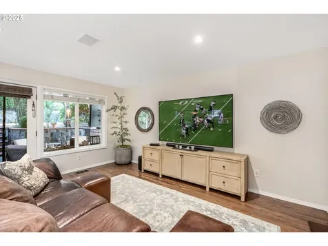 12176 SW Ames Lane Portland OR 97224