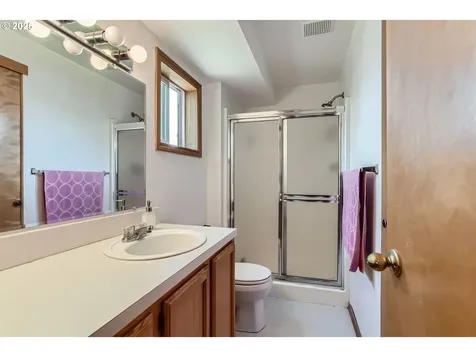 3707 SE 174th Avenue Portland OR 97236