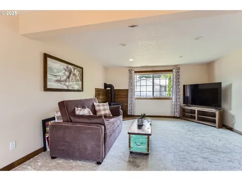 3707 SE 174th Avenue Portland OR 97236