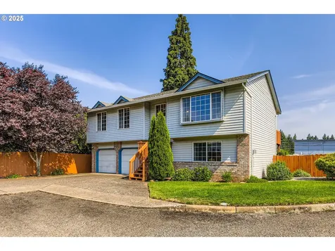3707 SE 174th Avenue Portland OR 97236
