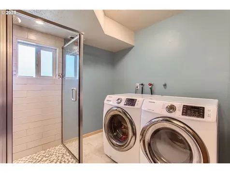 3707 SE 174th Avenue Portland OR 97236