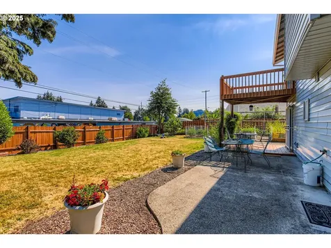 3707 SE 174th Avenue Portland OR 97236