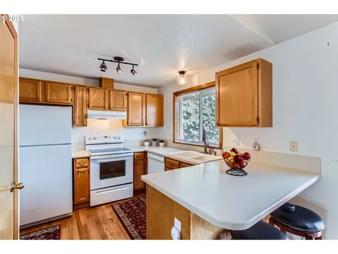 3707 SE 174th Avenue Portland OR 97236