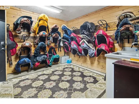 34680 NE Kramien Road Newberg OR 97132