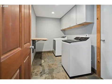 34680 NE Kramien Road Newberg OR 97132