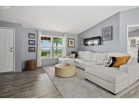 34680 NE Kramien Road Newberg OR 97132