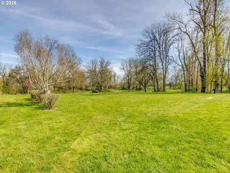 19330 NW Gillihan Road Portland OR 97231