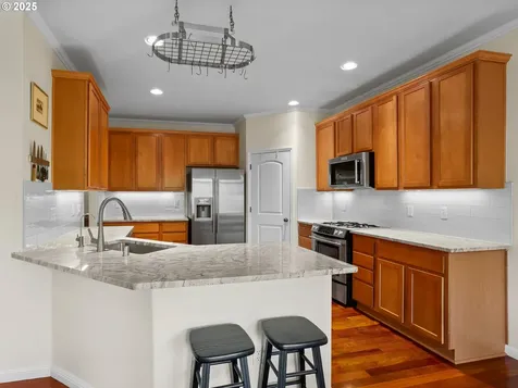 18901 SE 40th Street Vancouver WA 98683