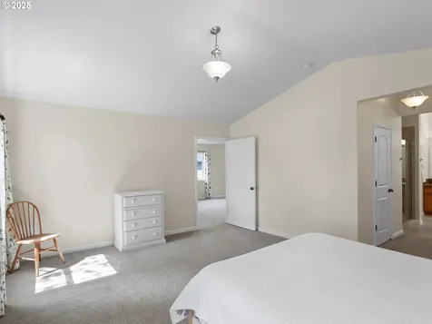 18901 SE 40th Street Vancouver WA 98683