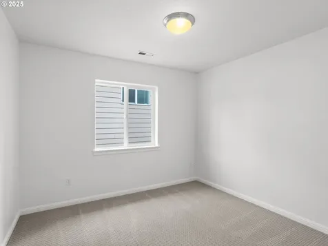 18901 SE 40th Street Vancouver WA 98683