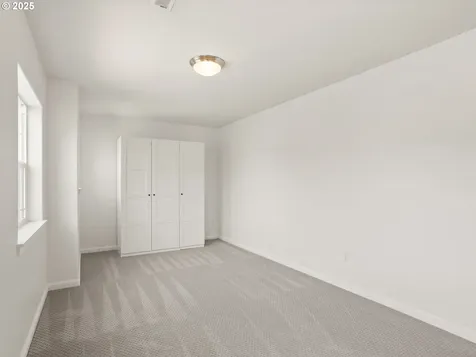 18901 SE 40th Street Vancouver WA 98683