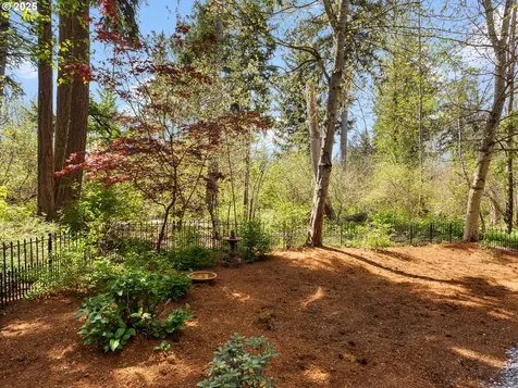 18901 SE 40th Street Vancouver WA 98683
