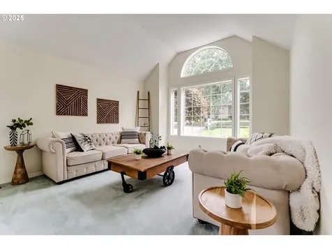 1328 Spyglass Drive Eugene OR 97401