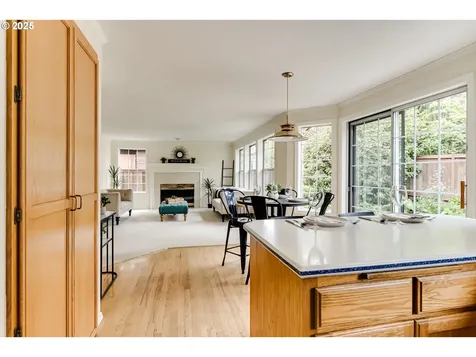 1328 Spyglass Drive Eugene OR 97401