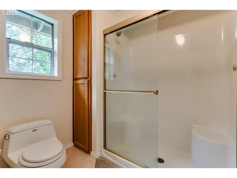 1328 Spyglass Drive Eugene OR 97401