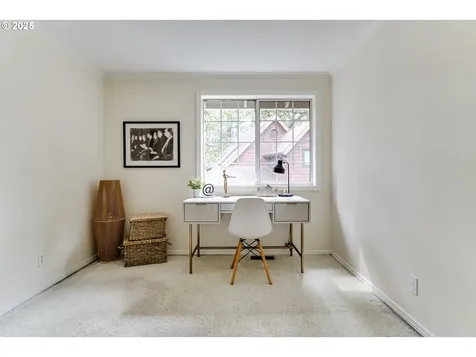 1328 Spyglass Drive Eugene OR 97401