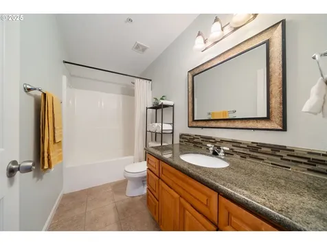 2619 SE 109th Avenue Portland OR 97266