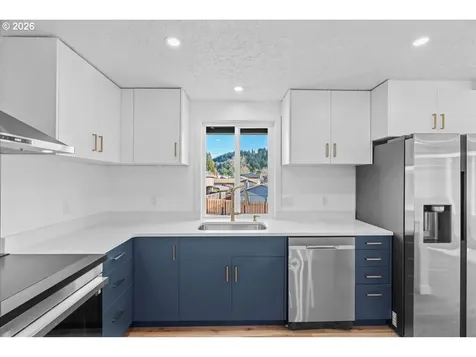 404 SW Riverview Avenue Gresham OR 97080