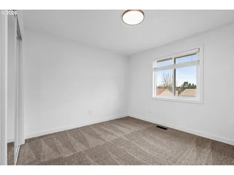 404 SW Riverview Avenue Gresham OR 97080
