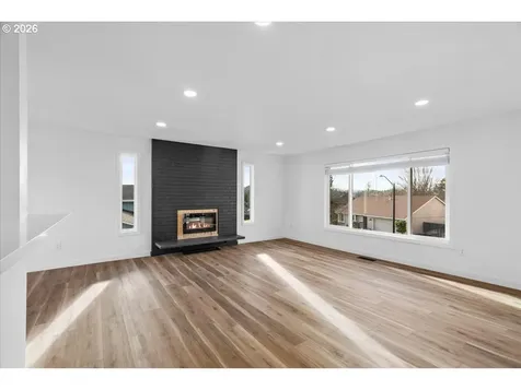 404 SW Riverview Avenue Gresham OR 97080