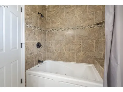 10275 SW Winter Lane Beaverton OR 97008