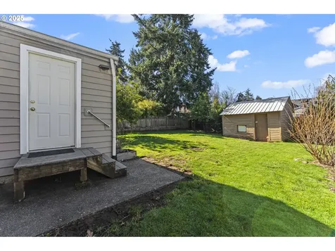 1157 SE 87th Avenue Portland OR 97216
